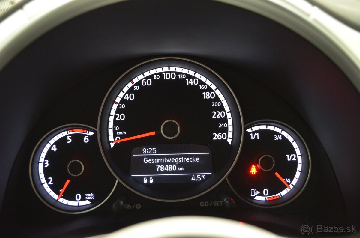 Volkswagen New Beetle 2.0 TDI Design - 11