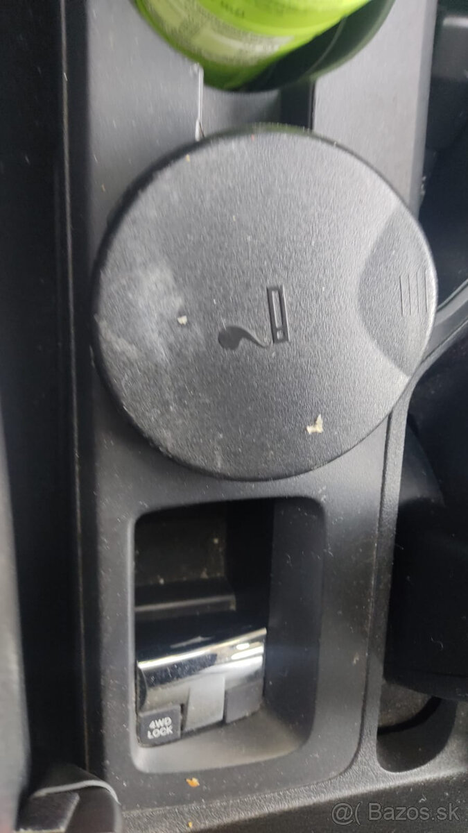 Jeep Patriot 2,2 cdi, 120 kw, 4x4, r.v.2011, 178 km, manual - 11