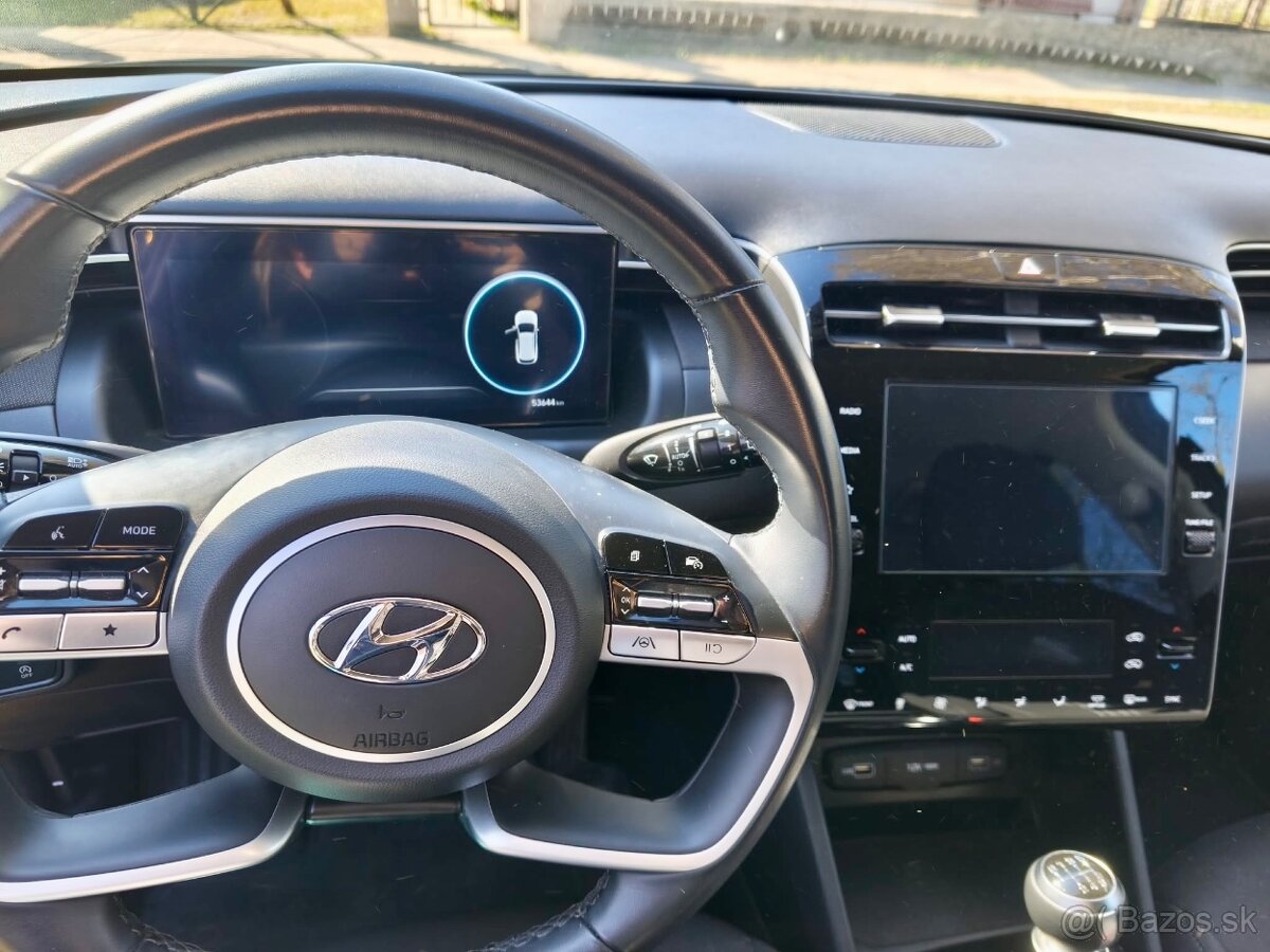 Hyundai Tucson Family - 11