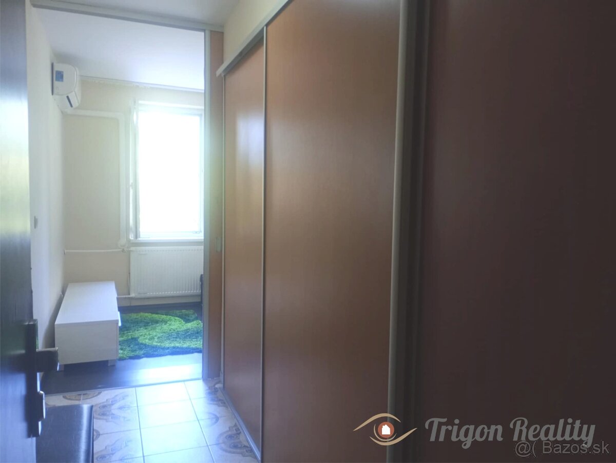 Veľký 1 izbový byt VII sídlisko – Komárno - 11