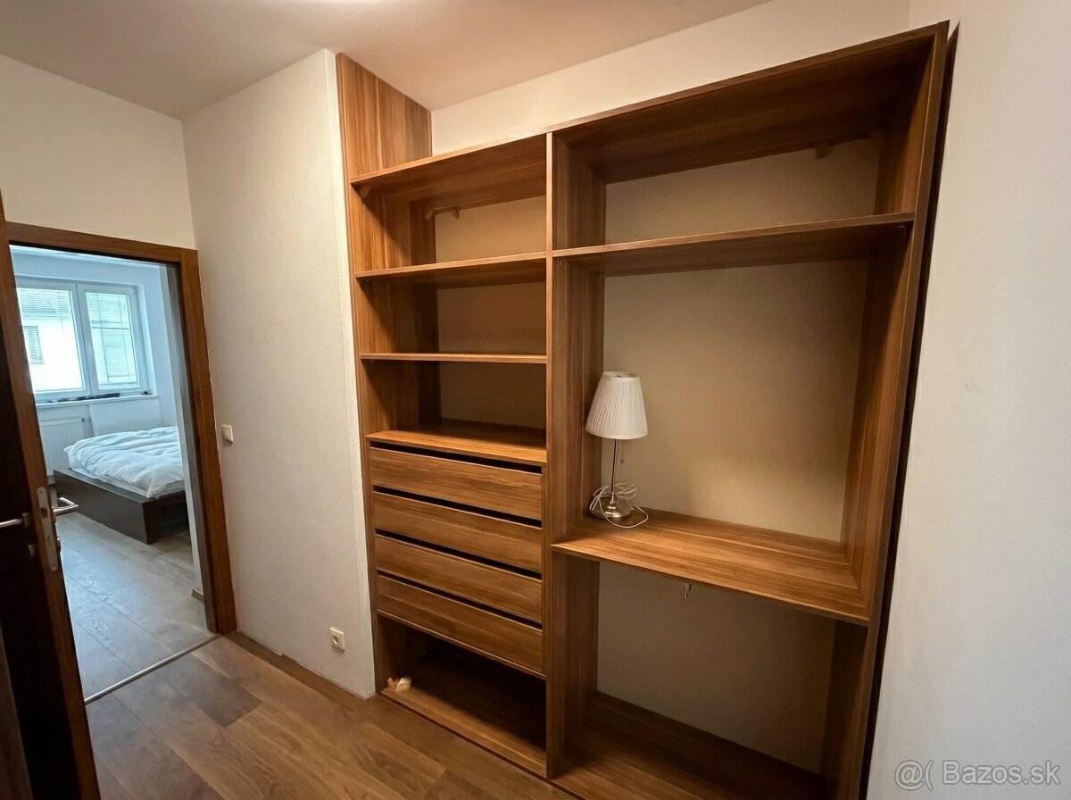 Luxusný, veľkometrážny byt 137m2 s 2 terasasami v Centre - 11