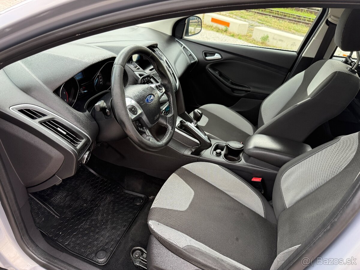 Úsporný Ford Focus 1.6 TDCi r.v. 2013 v dobrom stave, s DPH - 11