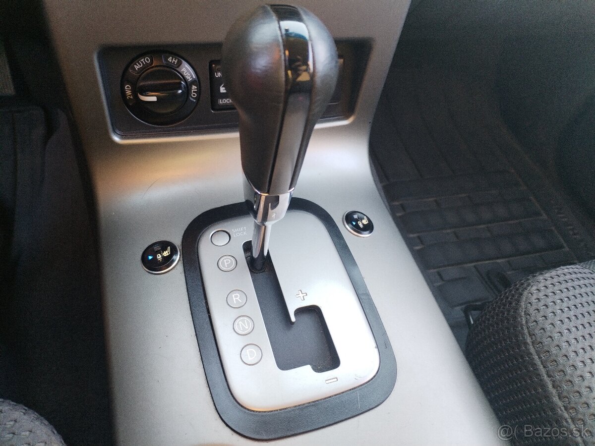Nissan Pathfinder - 11