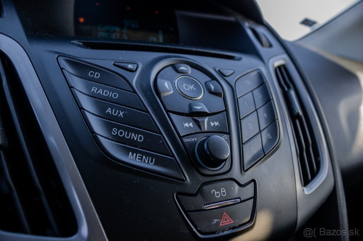 Ford Focus Kombi 1.0 EcoBoost - 11