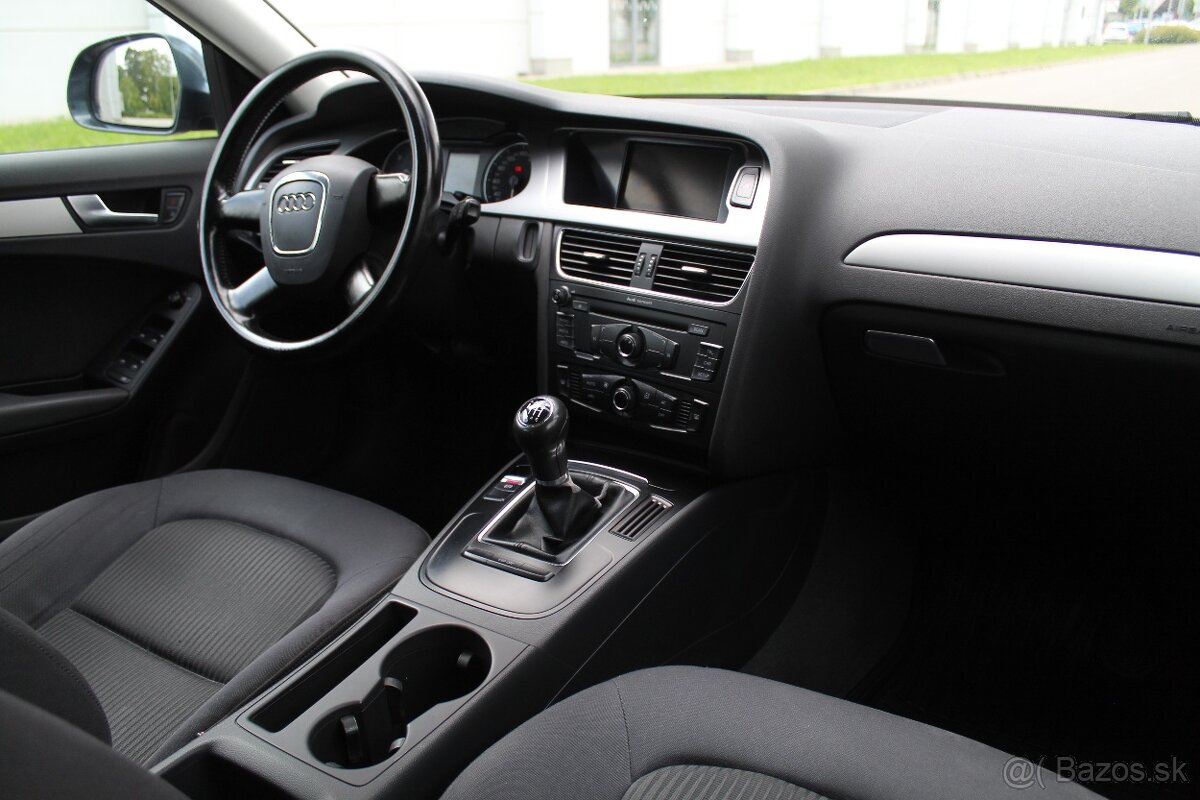Audi A4 b8 2.0 TDI combi - 11