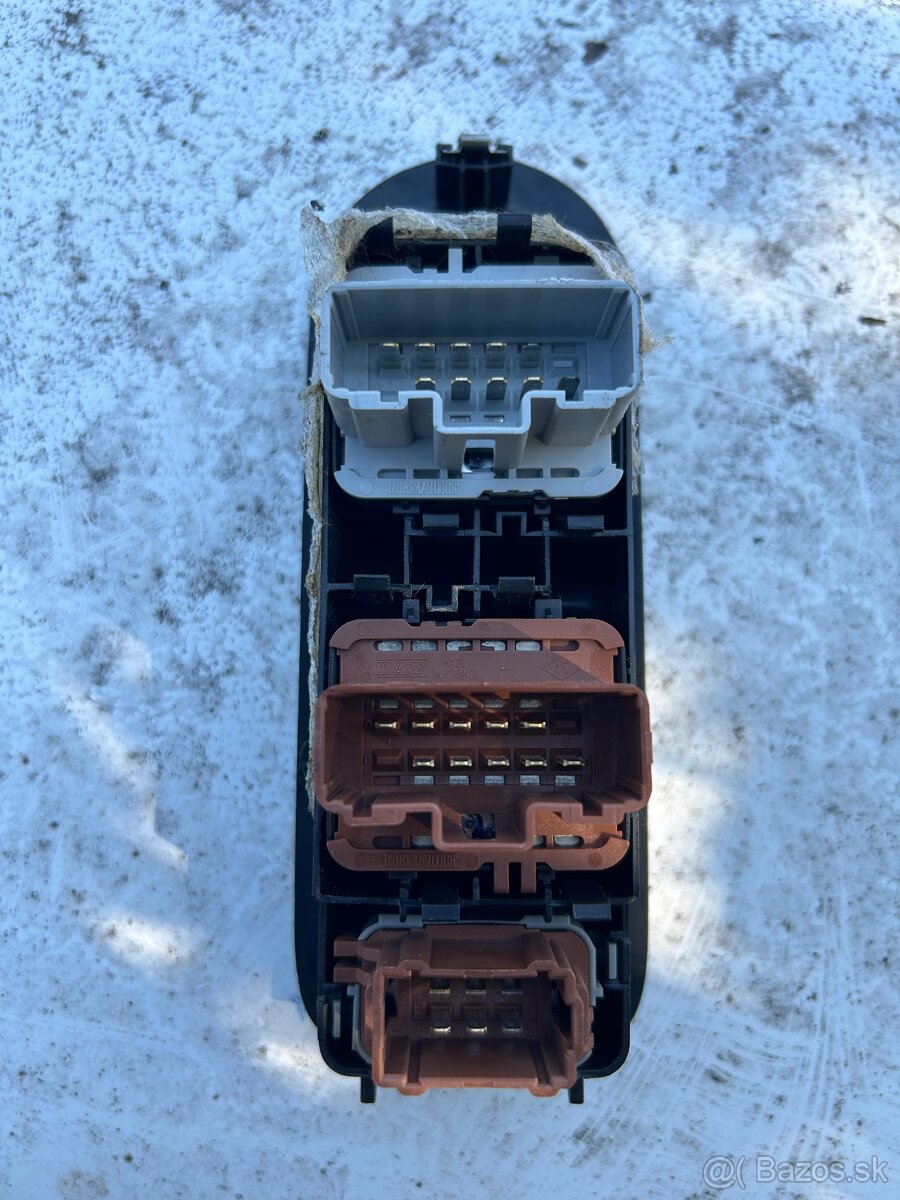 Renault Megane 2 Renault Clio Renault Scenic - 11