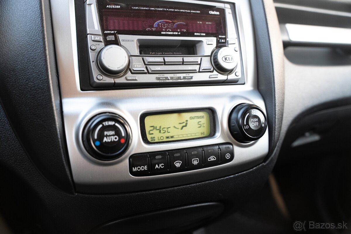 Kia Sportage 2.0 CDRi 4WD - 11
