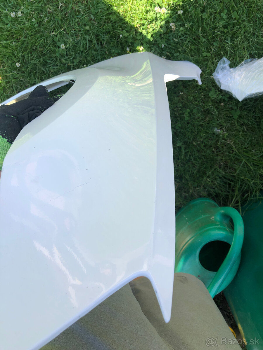 predni blatnik skoda octavia iii 3 12-17 pravy bily - 11