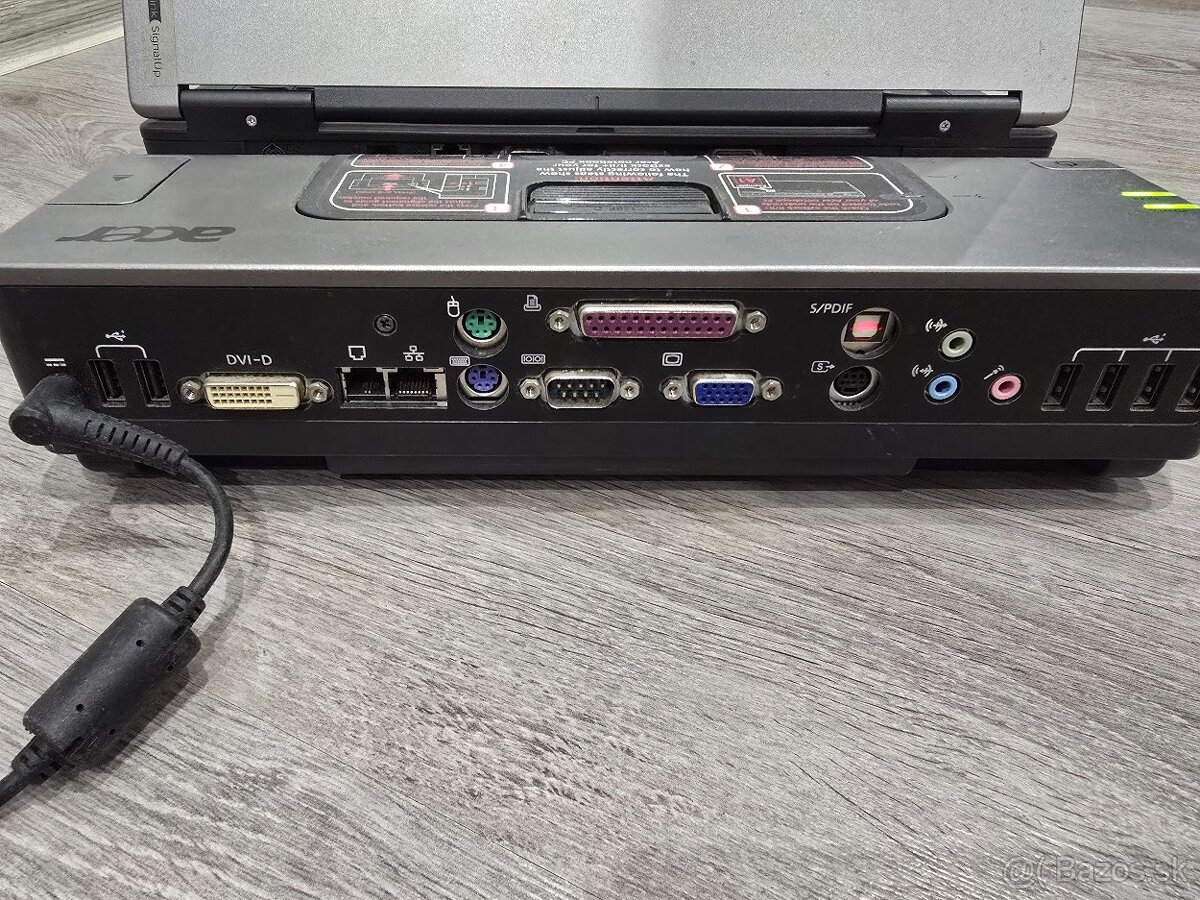 Acer Travel Mate + dock 60e - 11