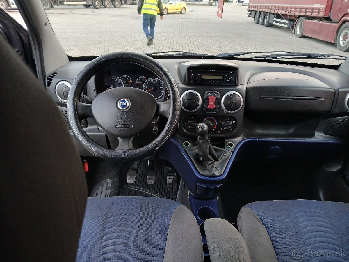 Fiat Doblo 1.9jtd 88kw Malibu model 2008 - 11