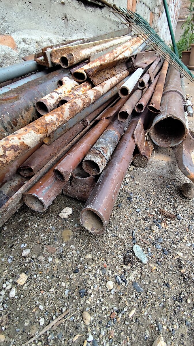 Železné konštrukcie na záhradu - 11