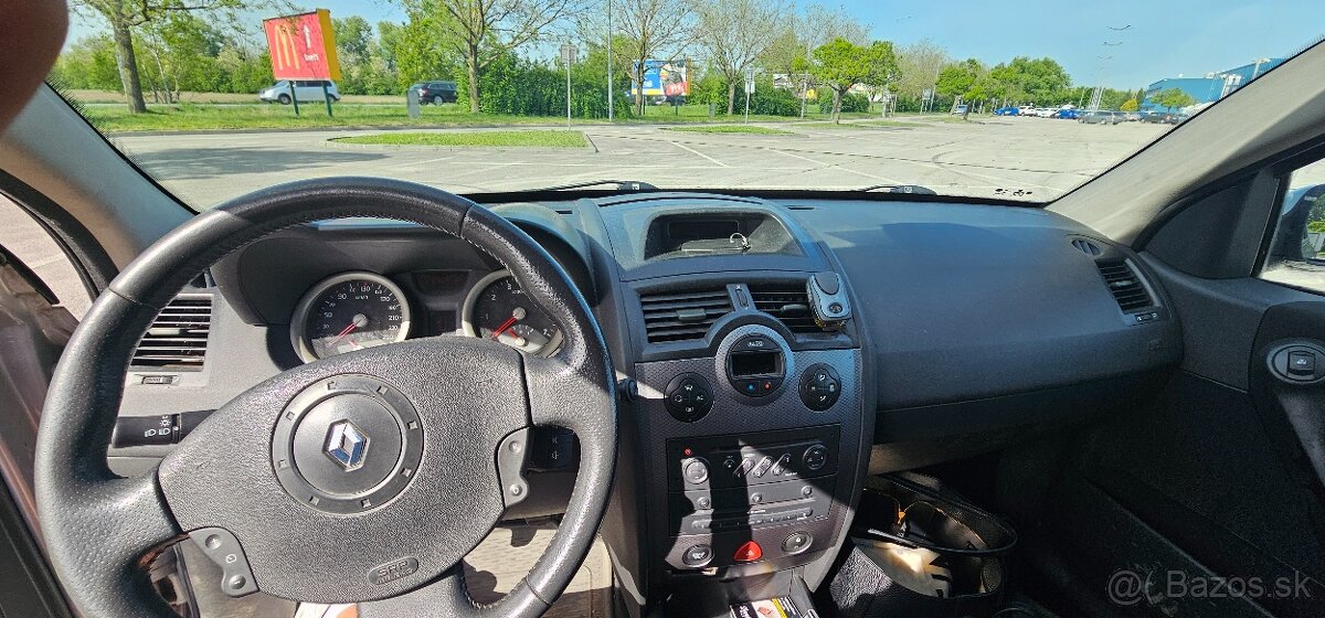 Renault Megane - 11