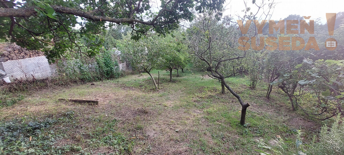 VYMEŇ SUSEDA - POZEMOK 395.00 m2 - REKREAČNÁ CHATA, ULICA N - 11