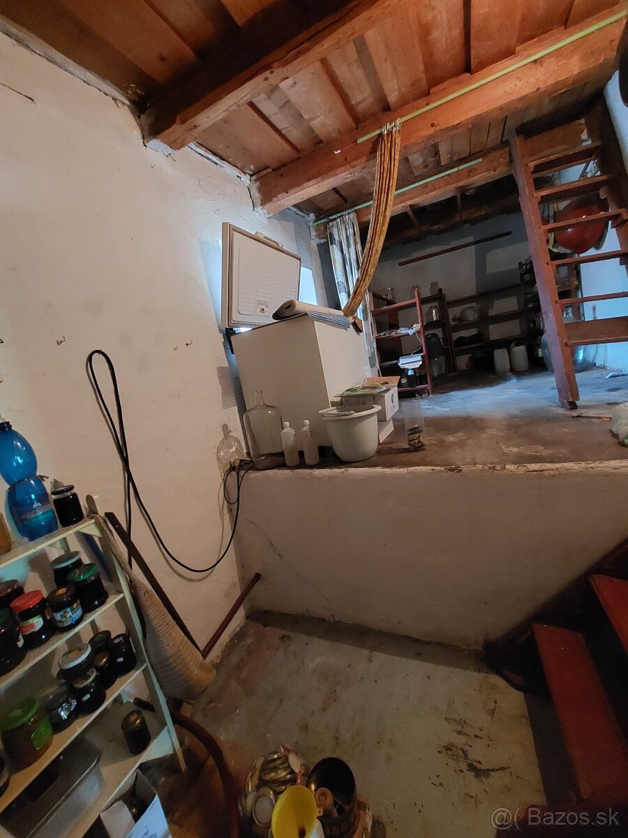 Rodinný dom vhodný aj na podnikanie - 11
