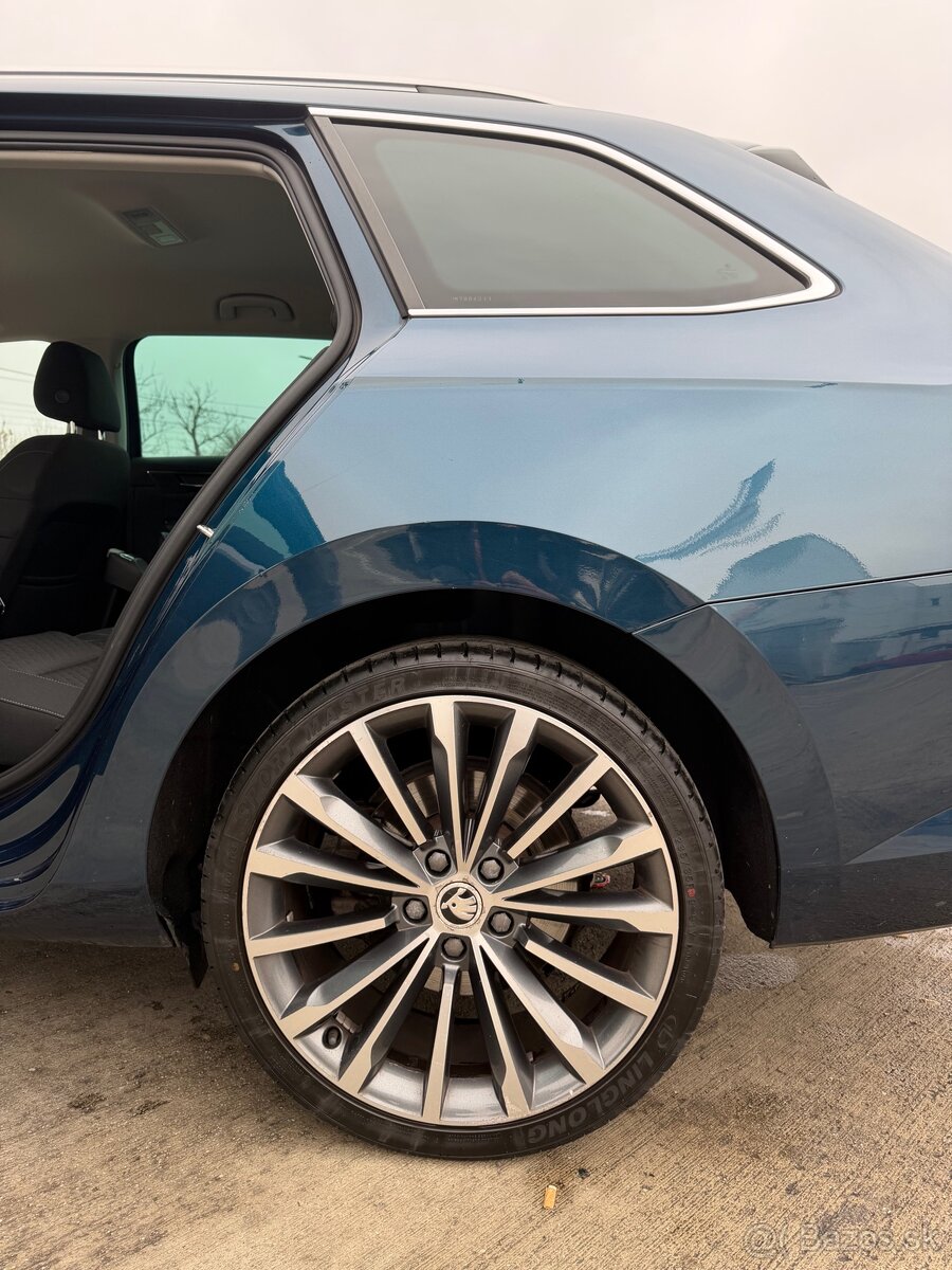 Škoda Superb Combi 2.0 TDI DSG Style Facelift – 2021 - 11