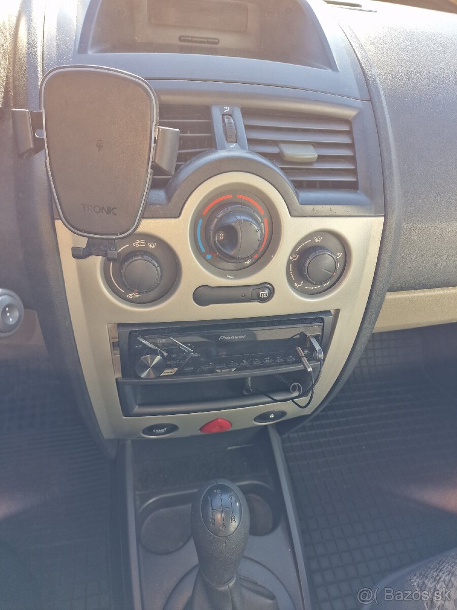 Renault Megane 2 1.4 Benzin - 11