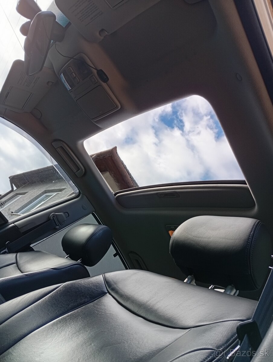 Kia Opirus 3.5 V6 LPG - 11