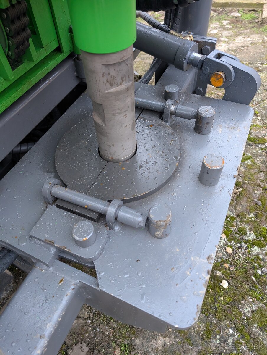 Nová vrtná súprava pre vŕtanie studní - 11