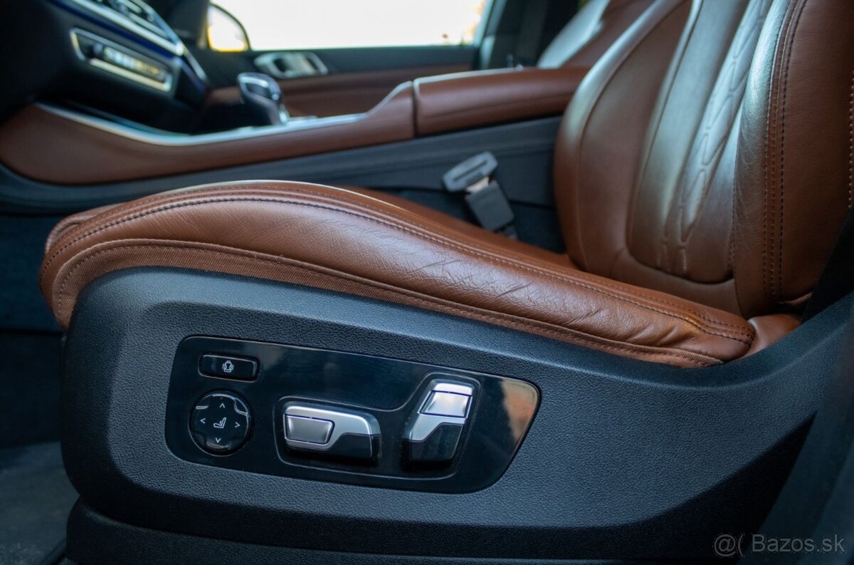 BMW X5 xDrive M50d A/T - 11