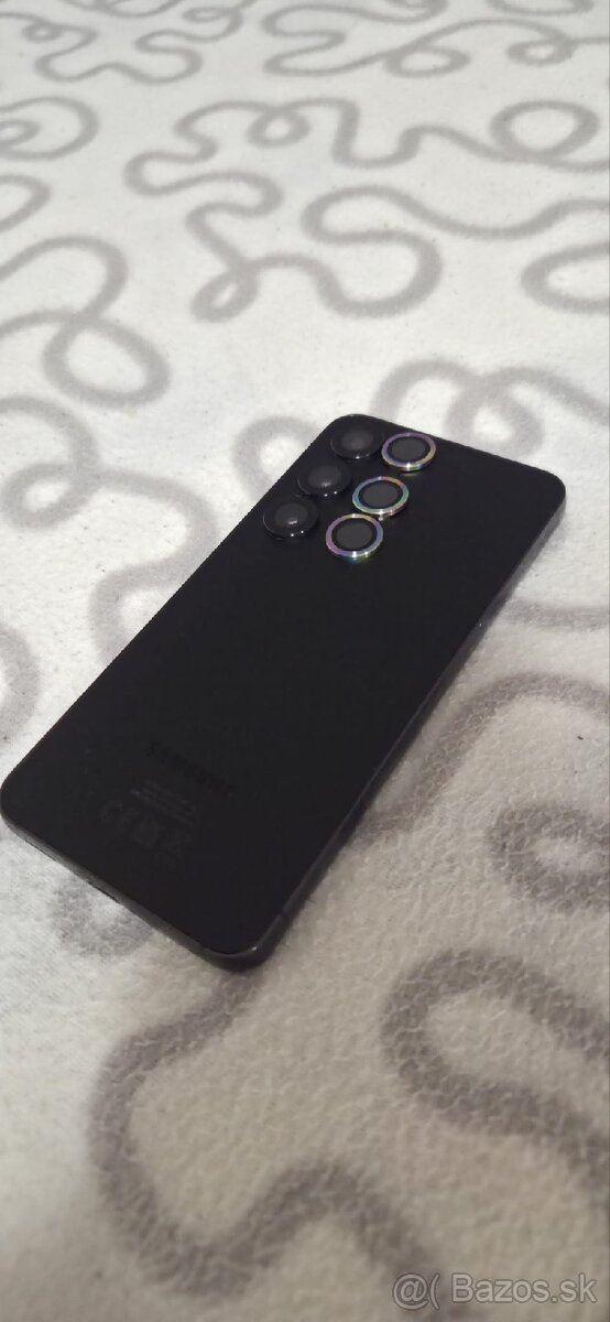 Samsung Galaxy S23 / 256GB - 11