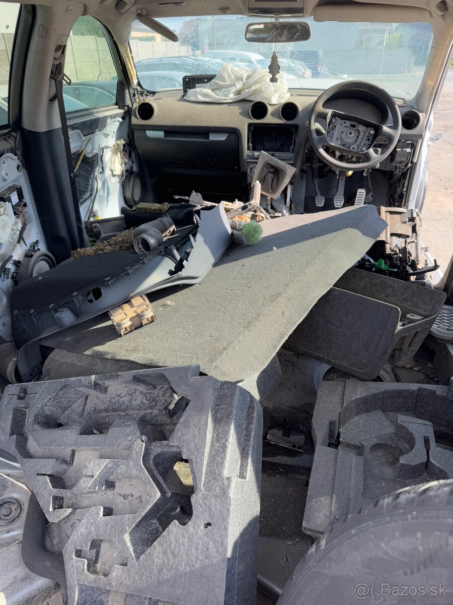 Rozpredám Audi S3 2.0 TFSI - 11