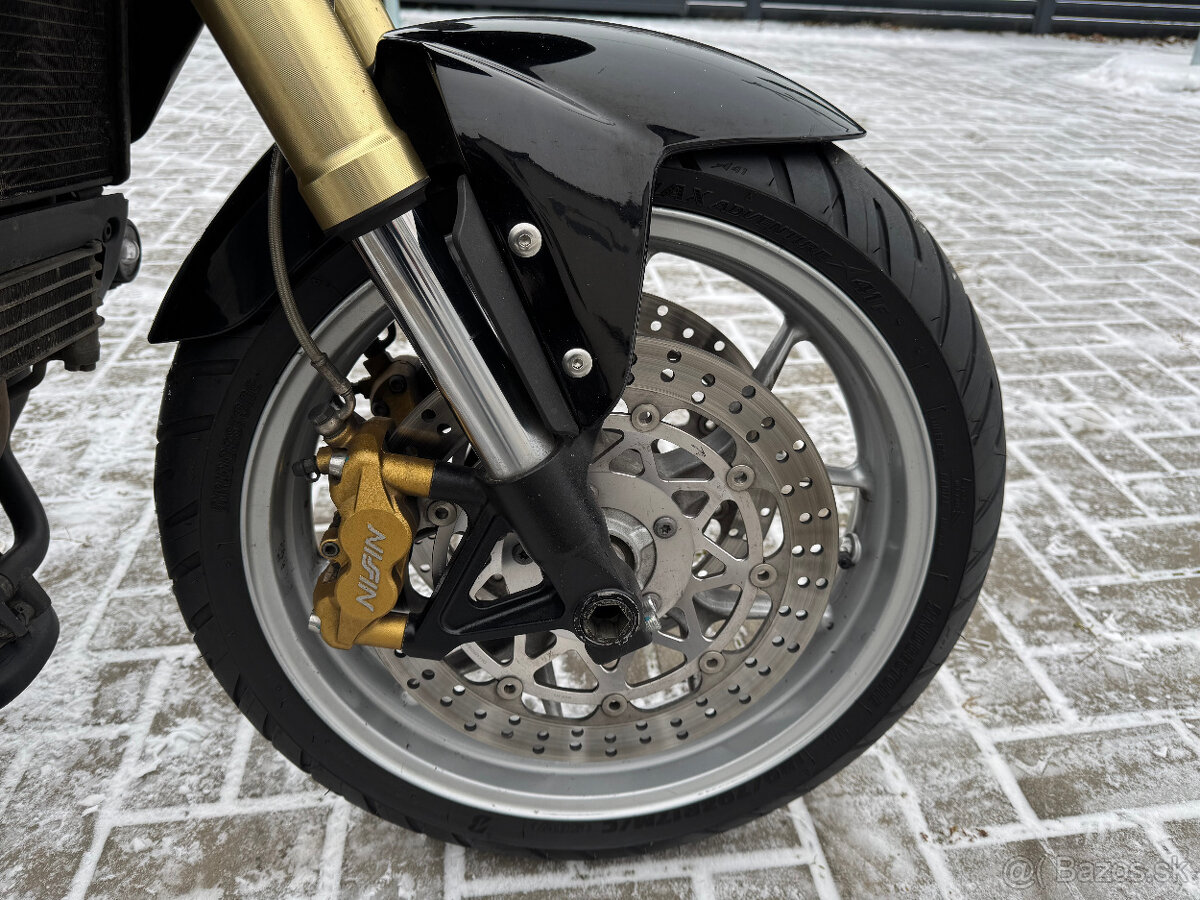 Triumph Tiger 1050 - 11