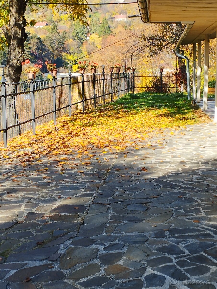 Dom s pekným pozemkom Banská Štiavnica - 11