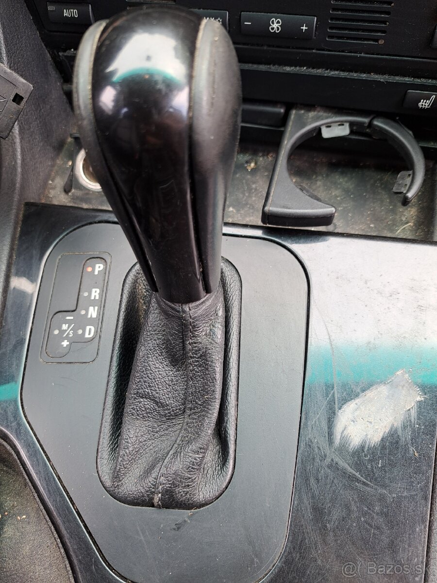 Rozpredam bmw e39 530d 142kw touring - 11