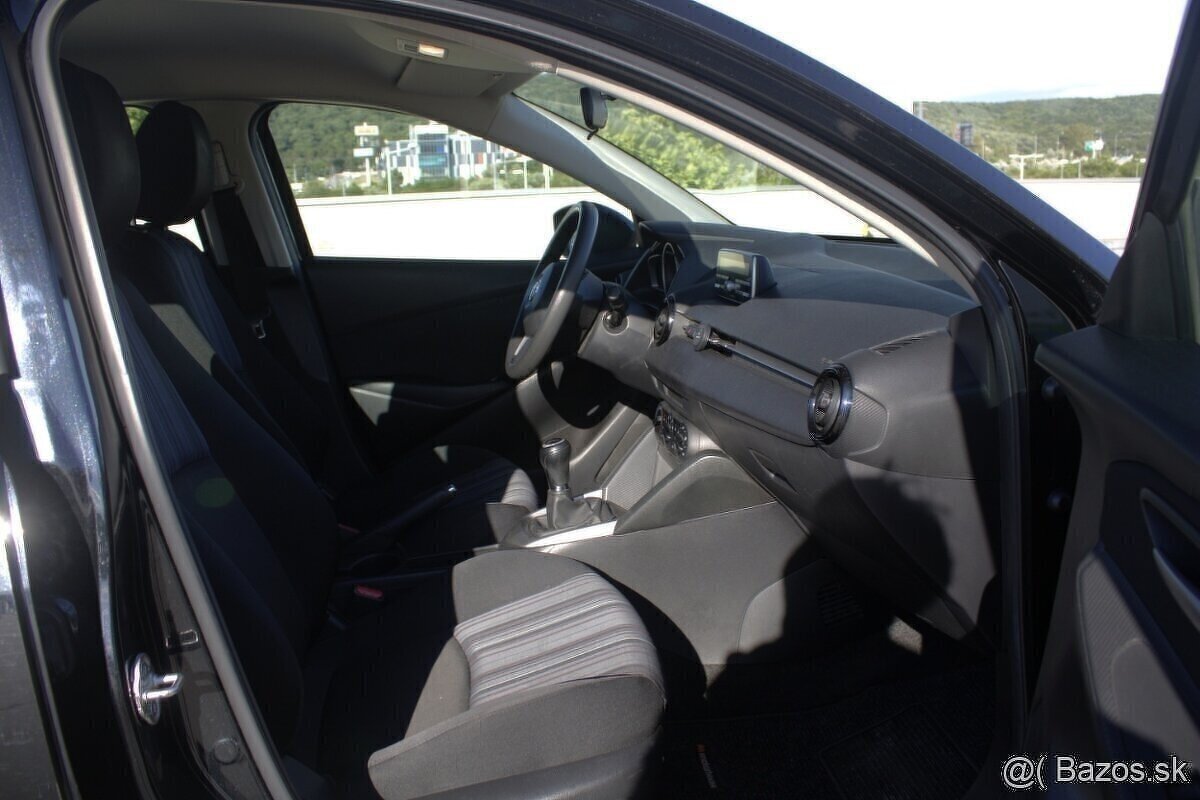 Mazda 2 1.5 Skyactiv G75, Emotion - 11