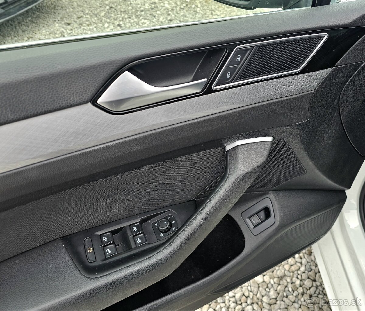 Volkswagen Passat Variant 2.0 TDI Elegance DSG Facelift - 11