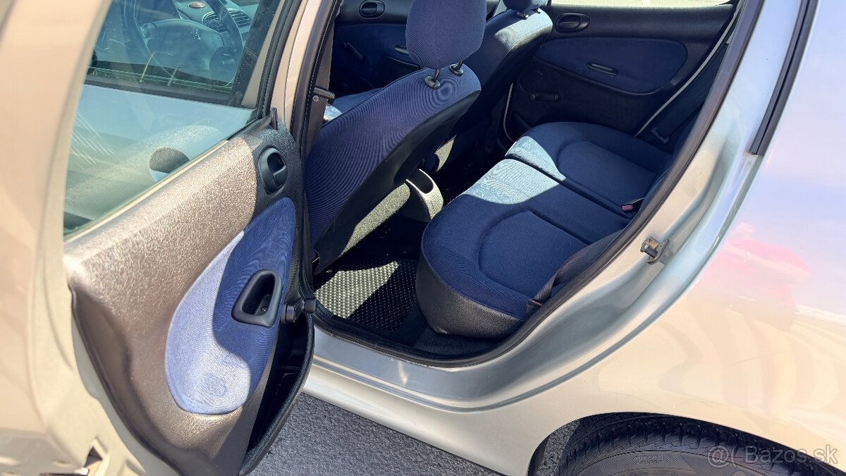 Peugeot 206 1.1 44kw - 11
