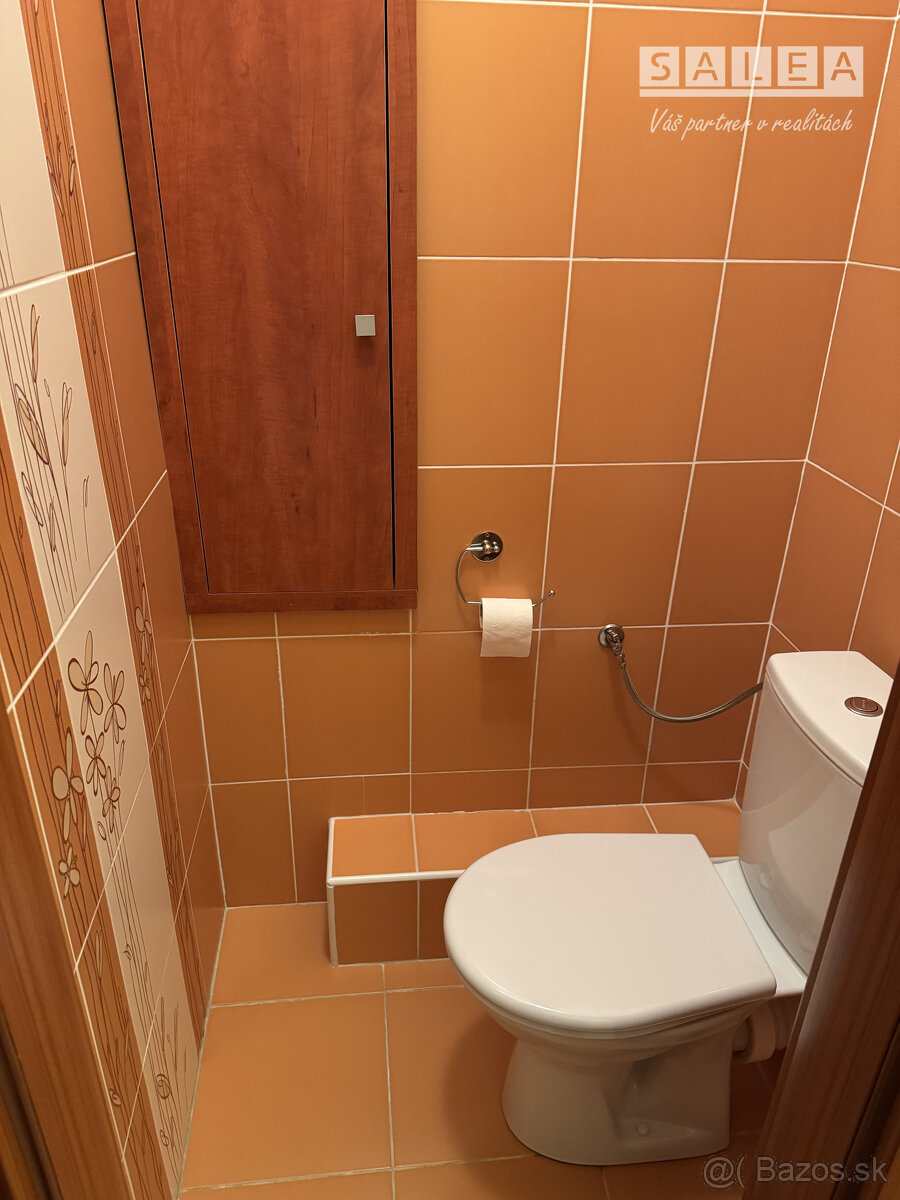 2 izbový pekný byt v centre mesta 56 m2 s pivnicou - 11