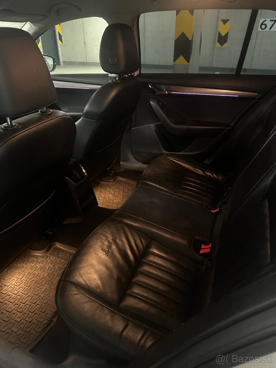 Škoda Octavia 2019 full LED plná výbava - 11