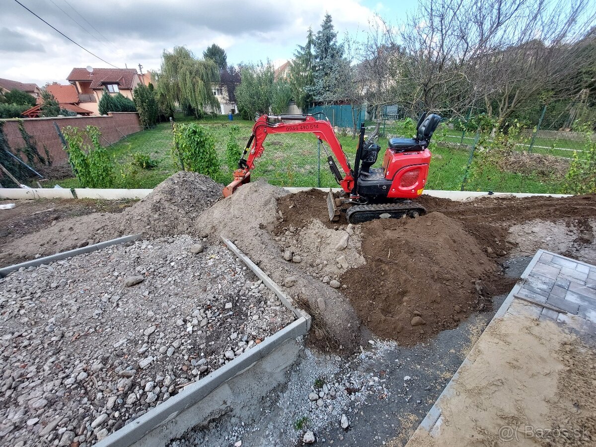 Vykopove práce MinibagerZB - 11
