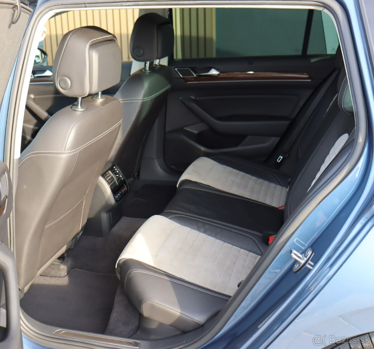 Volkswagen Passat Variant 2.0 TDI BMT Highline DSG - 11