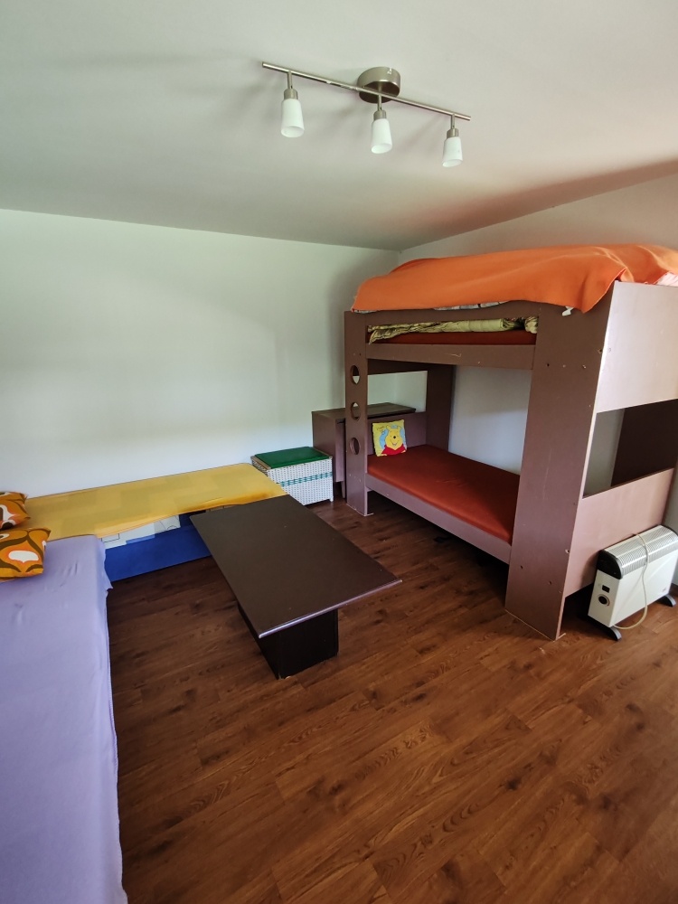 Na predaj chalupa s chatou myjavské kopanice - 11