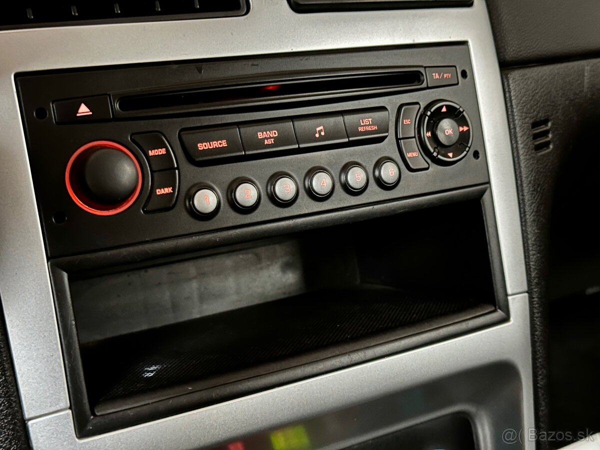 Peugeot 307 SW Facelift 1.6HDI 80kw Nová STK - 11