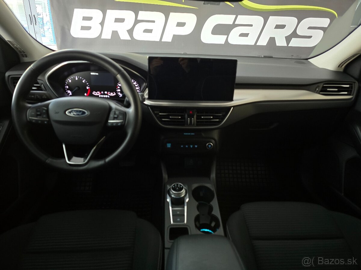 Ford Focus Kombi 1.5 EcoBoost Titanium A/T - 11