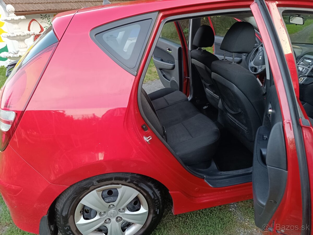 Hyundai i30 - 11