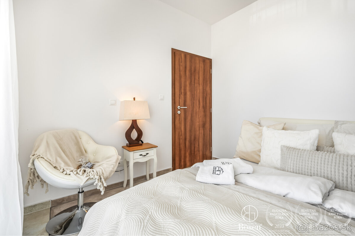 BOSEN | NA PREDAJ kompletne zariadený 2-izbový apartmán s lo - 11