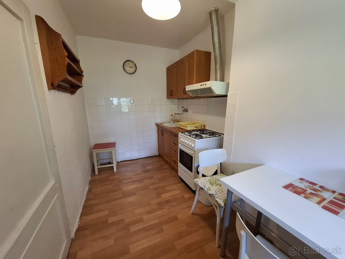 Vidiecky domček, chalupa, Seč, okres Prievidza - 11