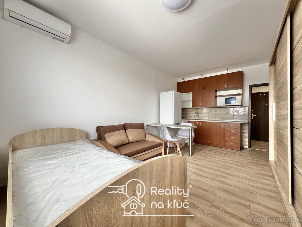 Na prenájom zariadená garsónka po kompletnej rekonštrukcii - 11