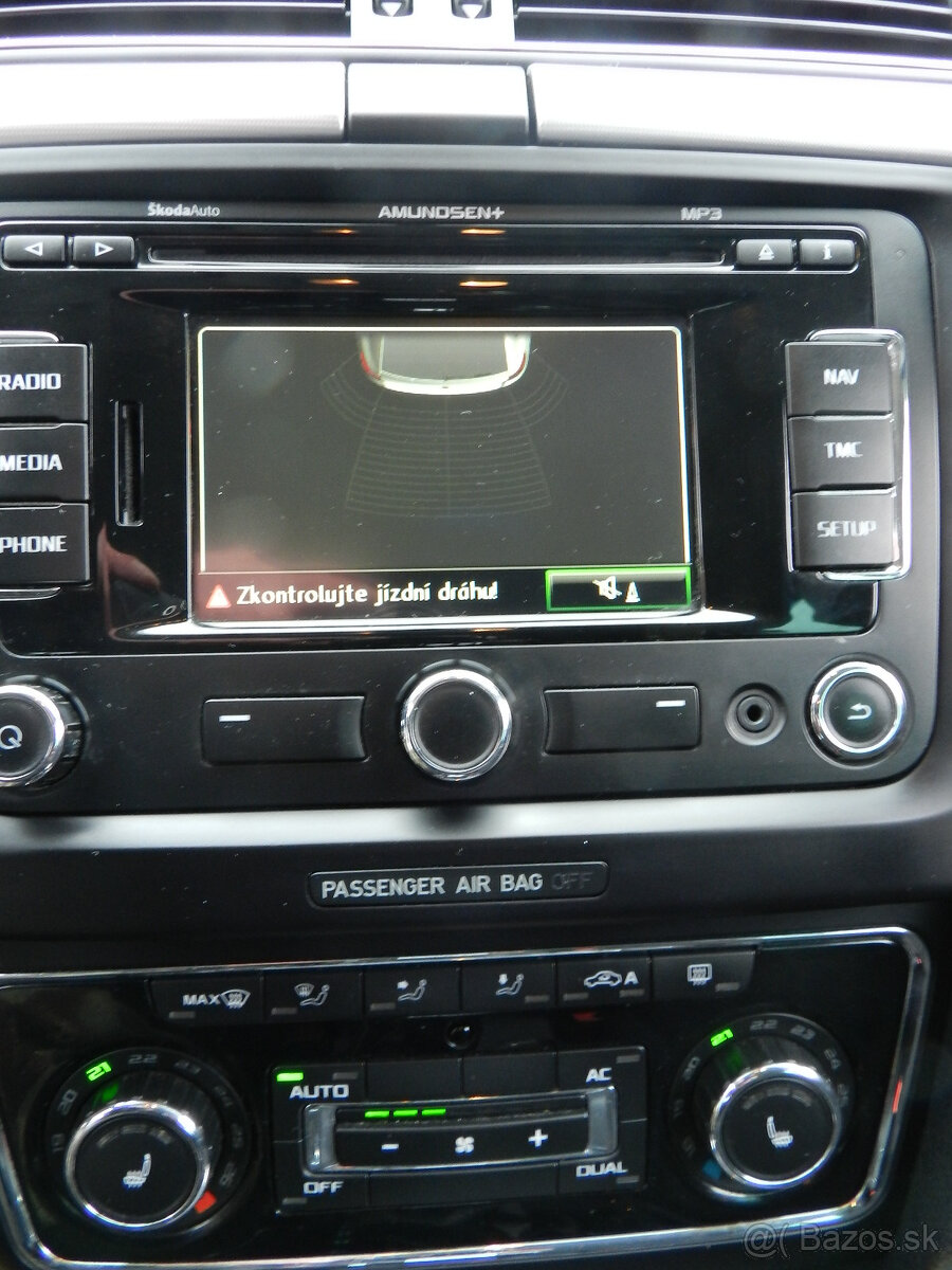 Škoda Superb Combi 2.0 TDI CR DSG - 11