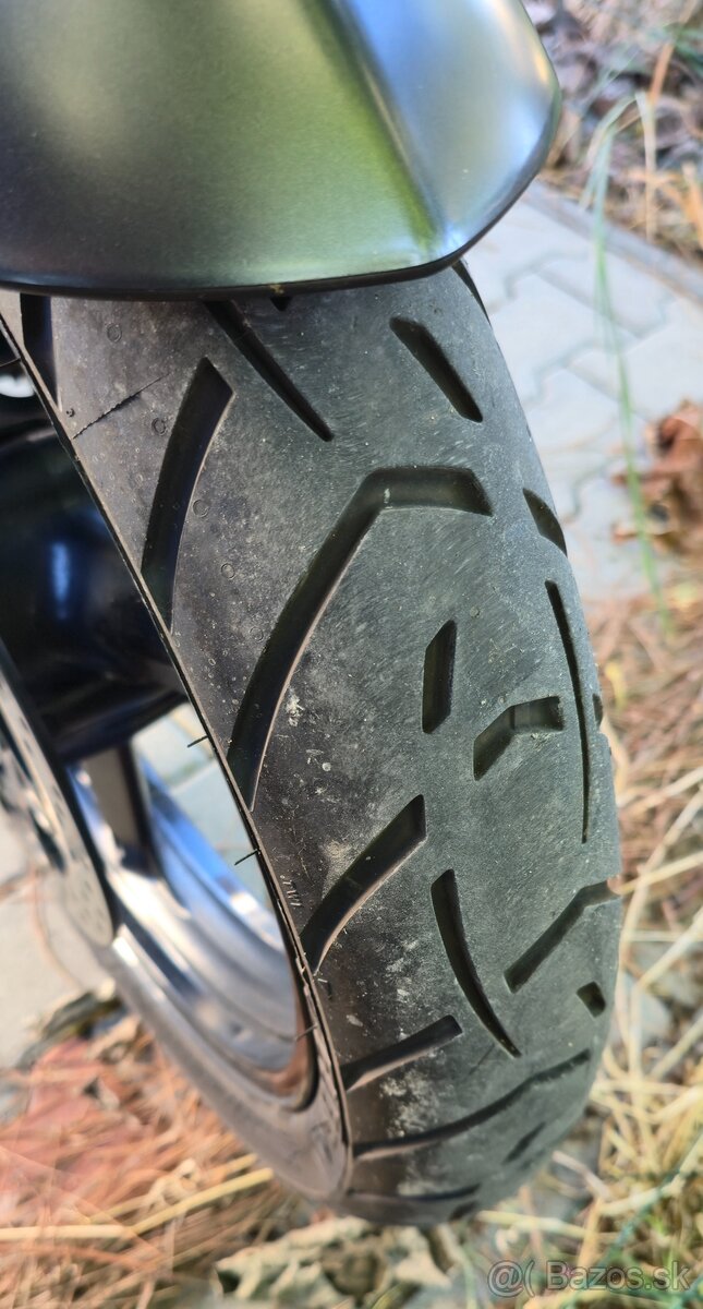 Suzuki V strom DL650 - 11