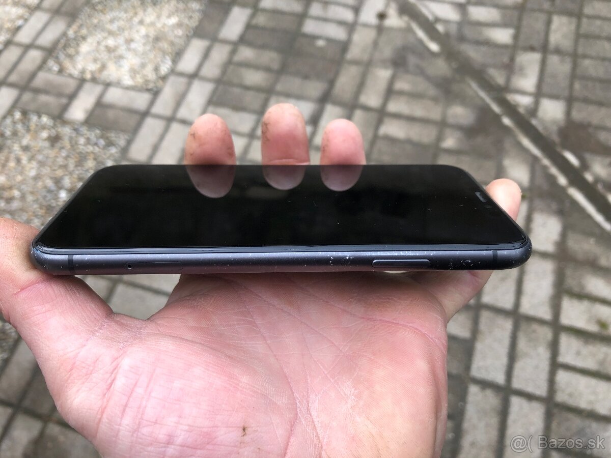 Predam iphone11 128gb 97% zdravie baterie - 11