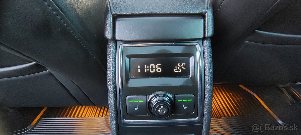 Škoda Superb Combi 2.0 TDI CR 4x4 170k Elegance - 11