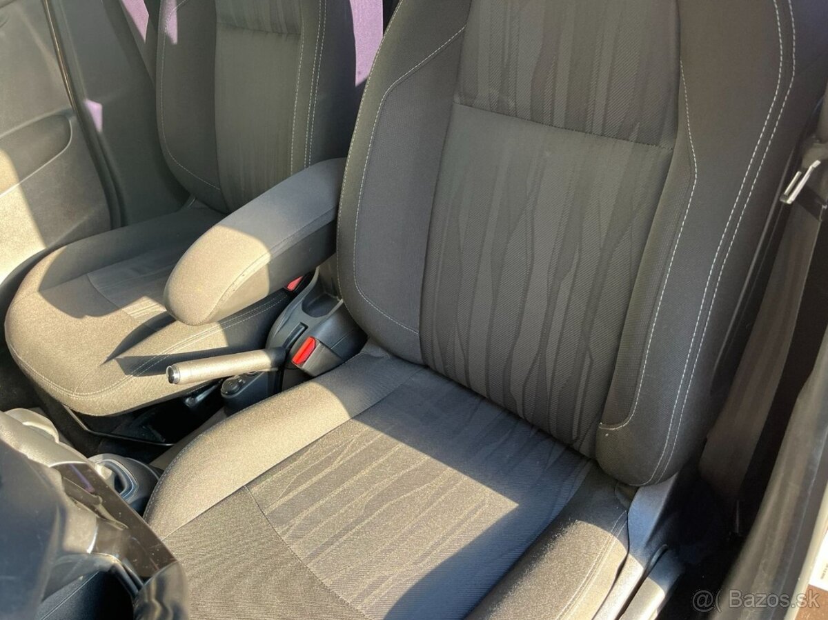 Peugeot 301 1.6 HDI - 11