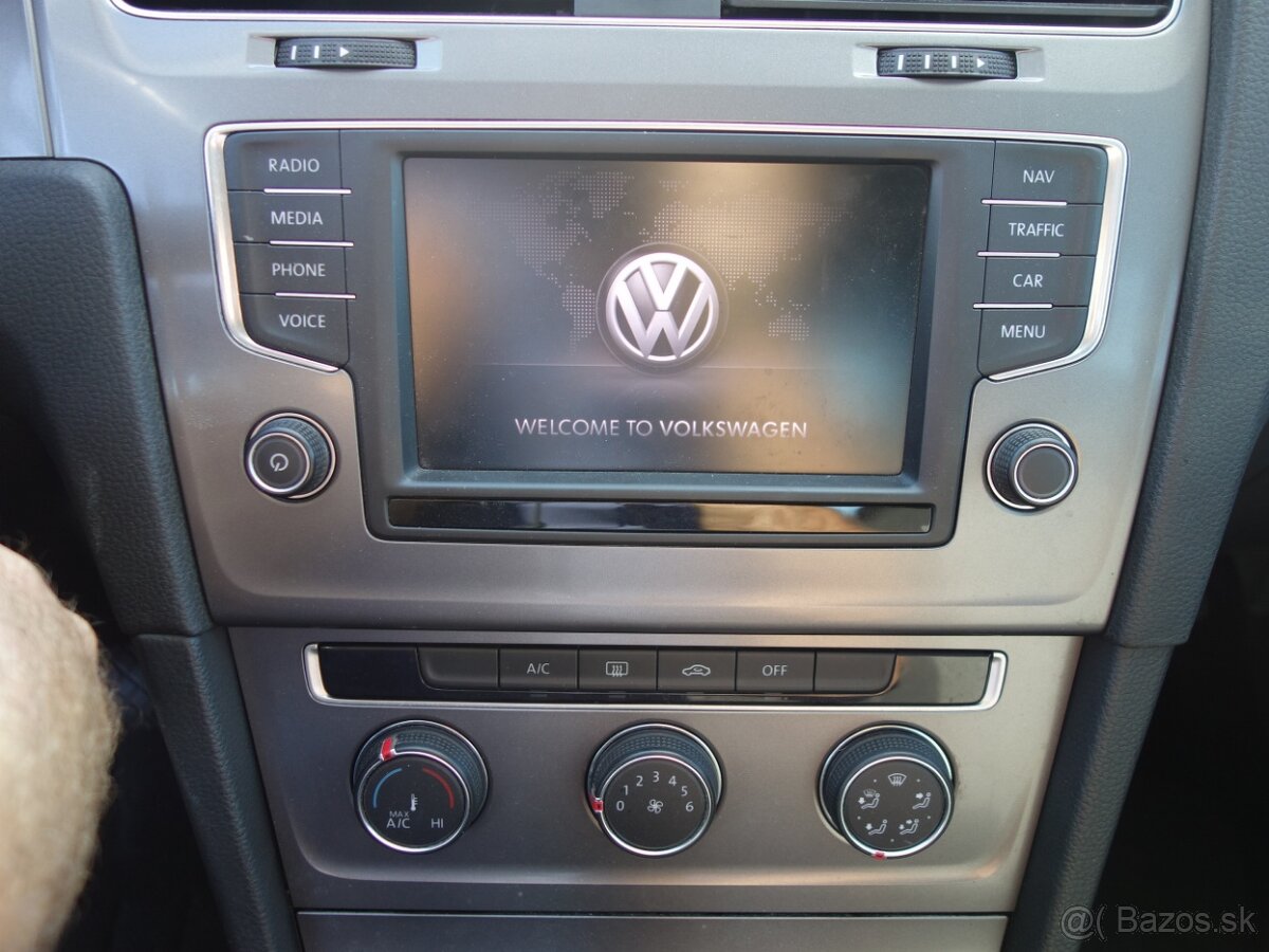 VW Golf - 11