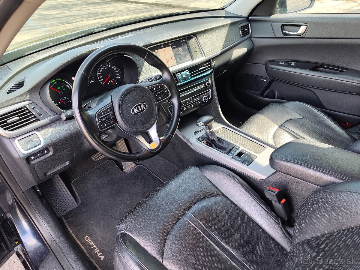 Kia Optima Hybrid - 11