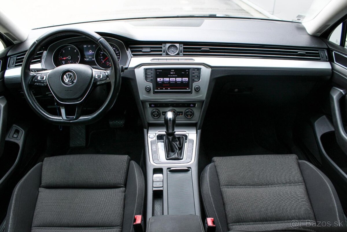 Volkswagen Passat Variant 2.0 TDI 110kW DSG - 11